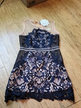 Forum Lace Dress Size 5 Or Small